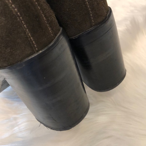 TOPSHOP Missile Olive Green Suede Chelsea Boots - Picture 15 of 15